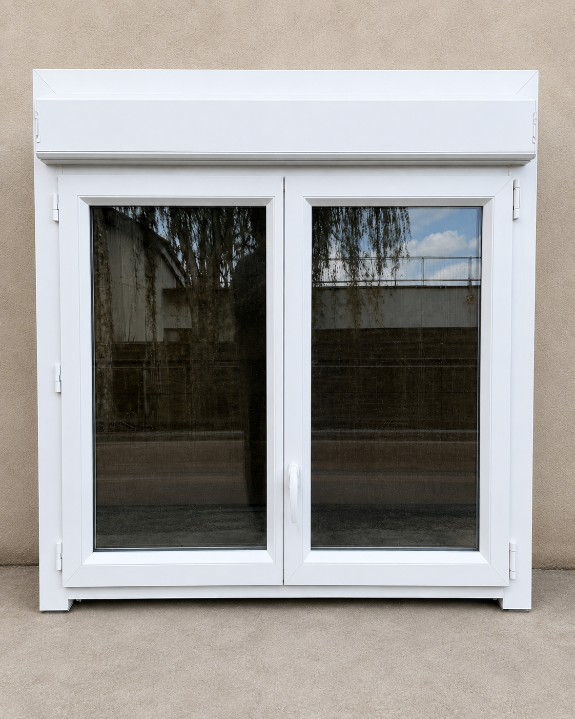 Fenêtre PVC 140 × 120 cm disponible au Sénégal, région de Thiès
