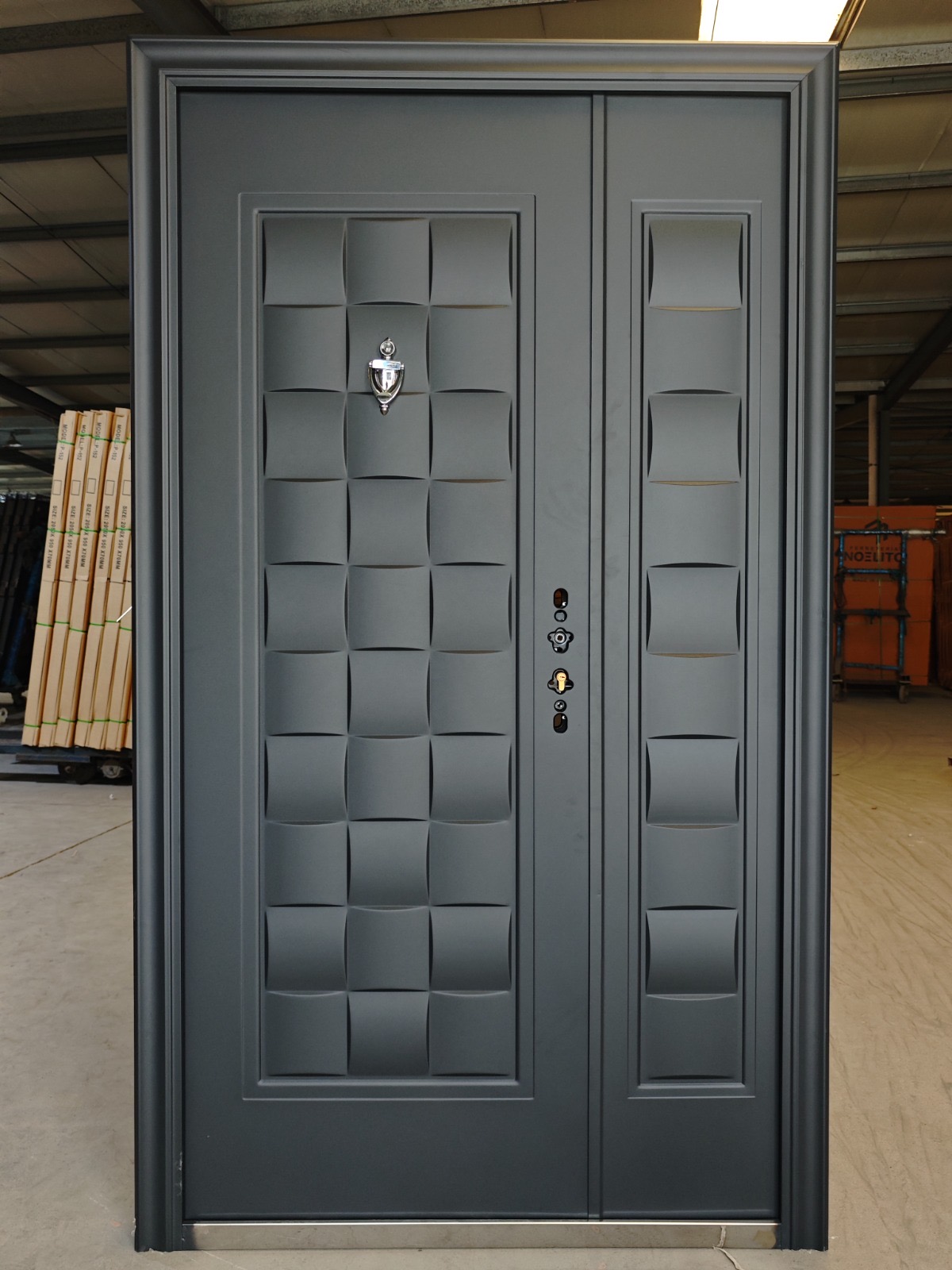 Porte d’entrée — Modèle 02 disponible uniquement à Thiès, Sénégal
